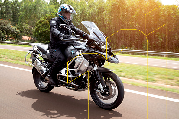 Atração irresistível: motos BMW seminovas que oferecem luxo e desempenho excepcionais a preços acessíveis. Leia mais em nosso blog!