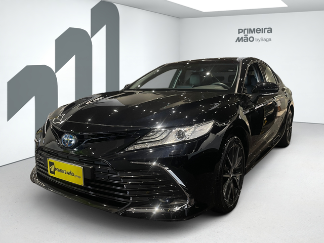 Toyota Camry Camry XLE  2.5 16V Aut. (Híbrido) 2023