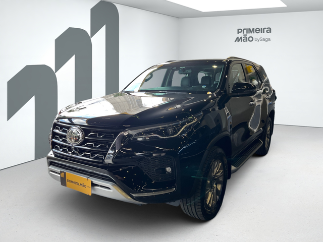 Toyota Hilux Sw4 2023