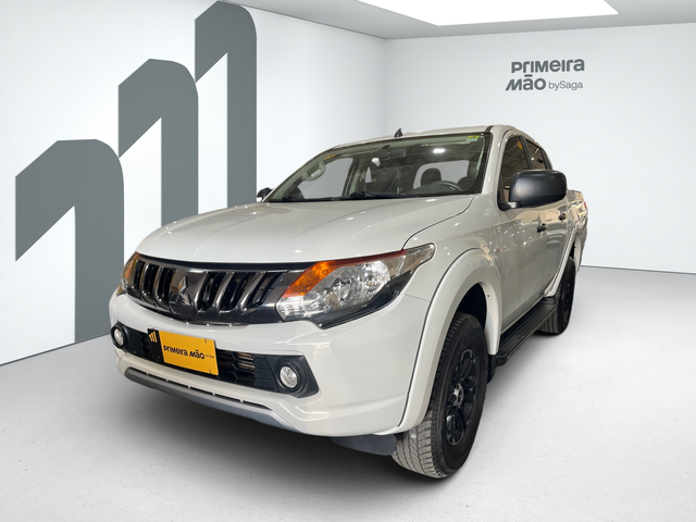 Mitsubishi L200 Triton 2.4 16V TURBO DIESEL SPORT OUTDOOR GLS CD 4P 4X4 AUTOMÁTICO 2025