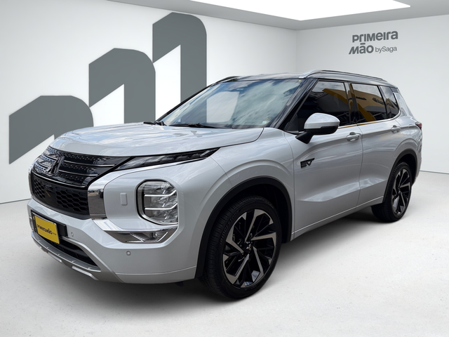 Mitsubishi Outlander 2.4 PHEV SIGNATURE S-AWC DHT 2026
