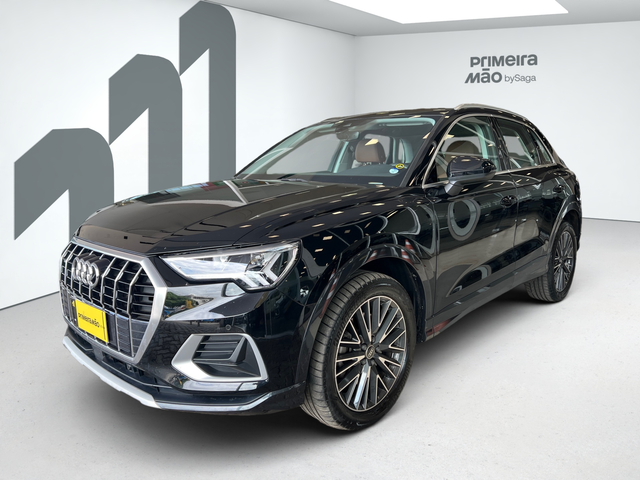 Audi Q3 Q3 Perf. Black 2.0 TFSI Tiptr. Quattro 2024
